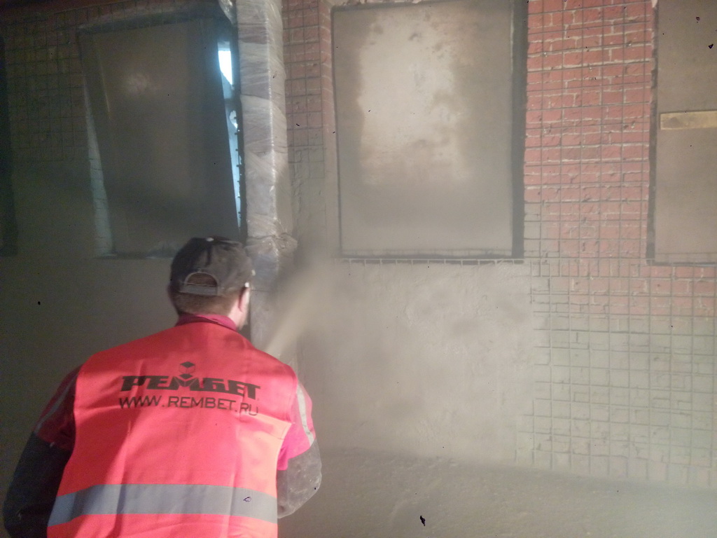 Усиление стен при реконструкции корпуса Высшей Школы экономики на Шабловке